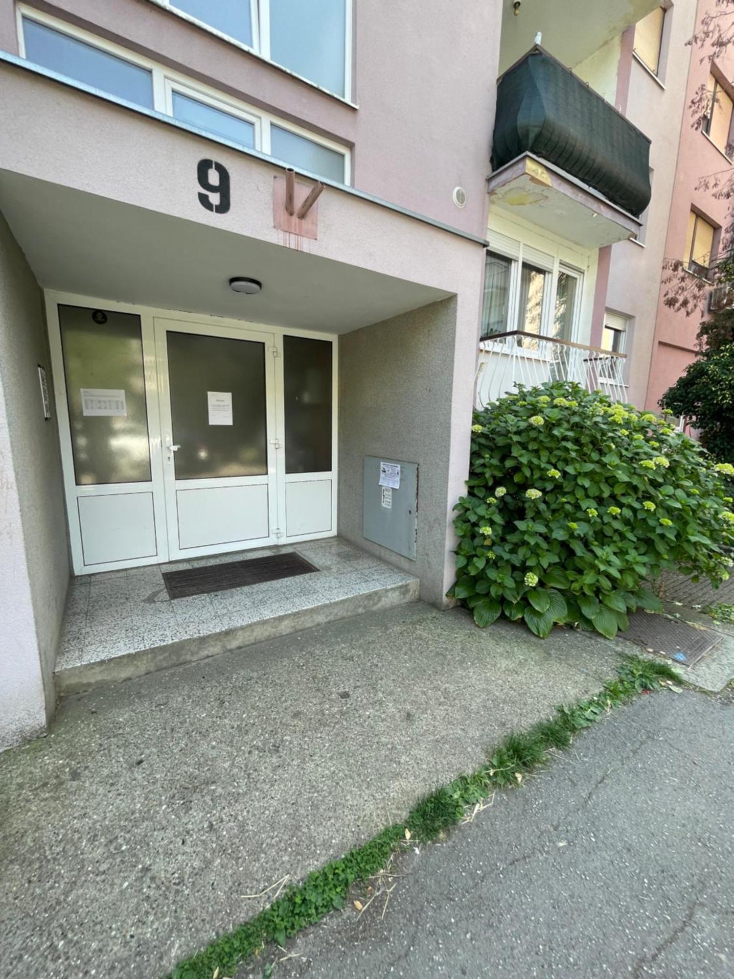 Comodo Apartman Vinkovci Eksteriør bilde
